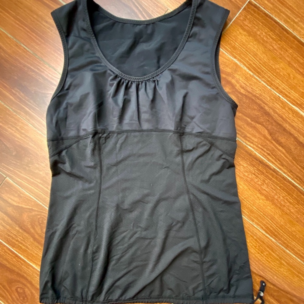 $0 FREE Lululemon Tank with any other purchase fr closet- value $29
